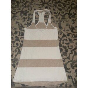 Lululemon tank‎ top women’s size 2?